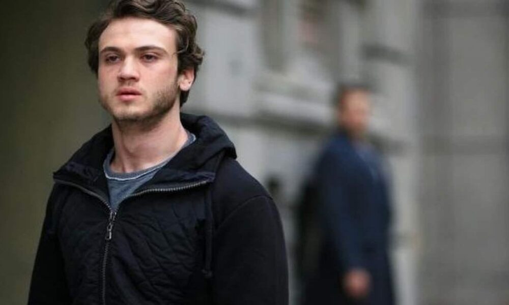 Aras Bulut İynemli’nin villasında korkutan yangın! Evi kül oldu