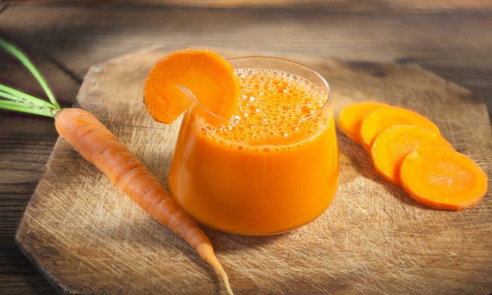 Her gün 1 bardak havuç suyu içmenin 5 faydası!