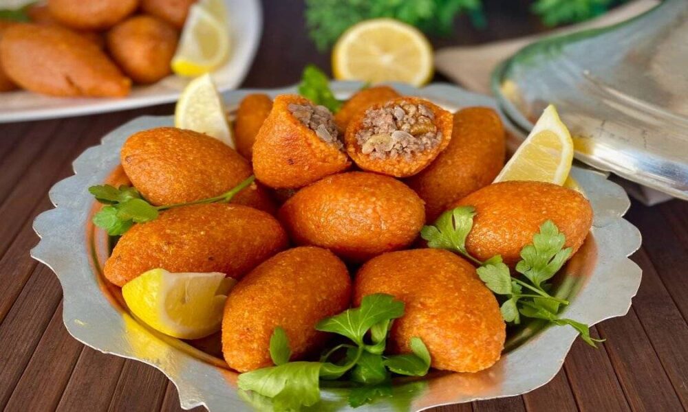Zahmeti lezzetine kıymet: Adım adım içli köfte tanımı