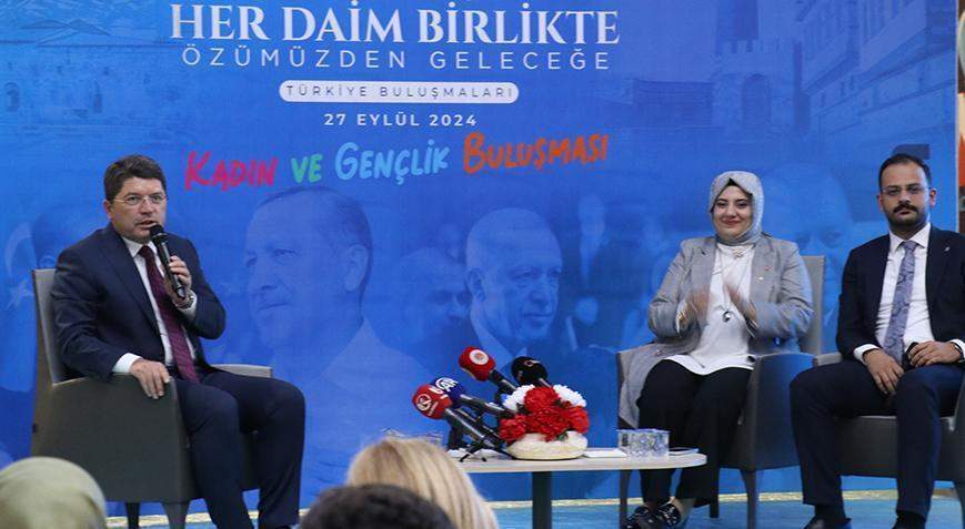 Adalet Bakanı Tunç ‘Kadın ve Gençlik Buluşması’ programına katıldı