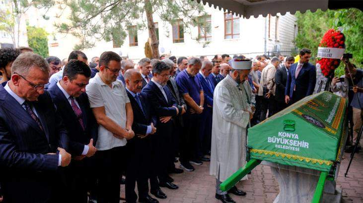 Bakan Yerlikaya’nın amcası son yolculuğuna uğurlandı