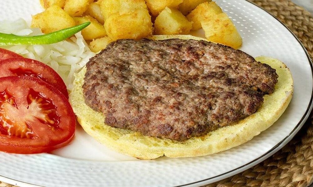 Balkanların efsanevi köftesi: Pleskavitsa