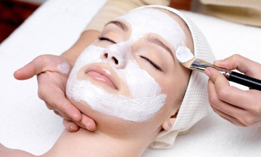 Cilt bakımı eserleri alırken nelere dikkat edilmeli ?