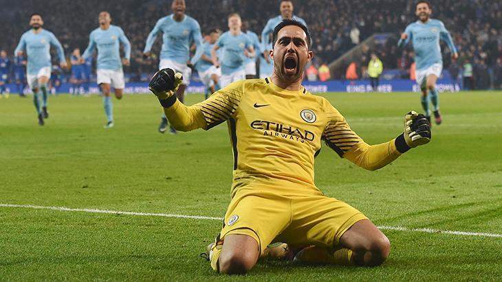 Claudio Bravo: Barcelona beni çağırırsa oynamaya hazırım!