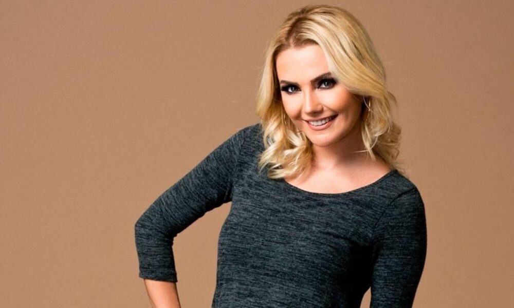 Ece Erken’den dikkat çeken tepki! Tatil pozuna gelen yoruma sessiz kalmadı