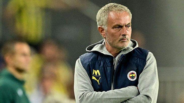 fenerbahcede-jose-mourinho-futbolda-dalga-gecemezsiniz-u4upNwVe.jpg