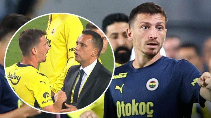 Galatasaray derbisi sonrası Mert Hakan Yandaş’ı takım arkadaşları zor zapt etti!