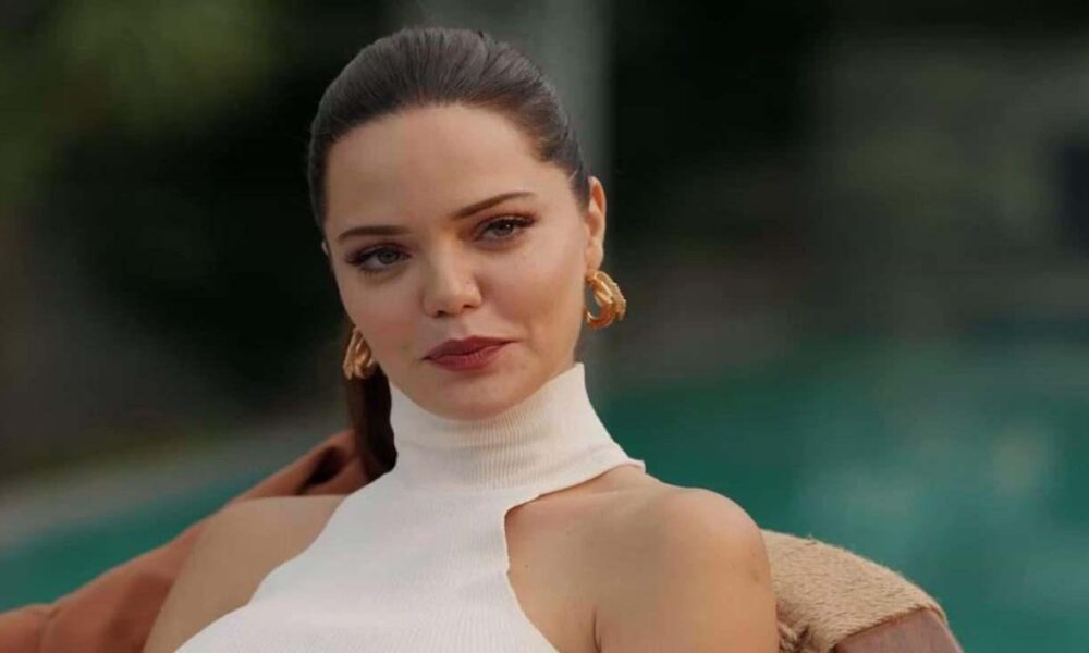 Hilal Altınbilek’in yeni partneri belli oldu! Kenan İmirzalıoğlu setlere geri mi dönüyor?