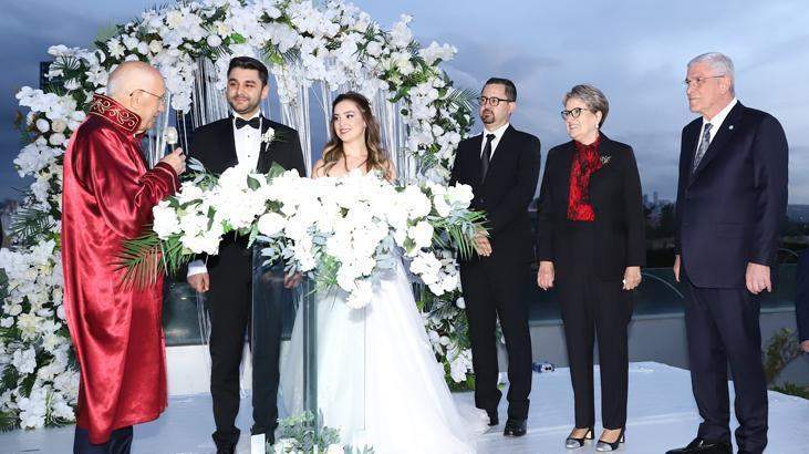 İYİ Parti Genel Başkanı Dervişoğlu ve Meral Akşener nikah şahidi oldu