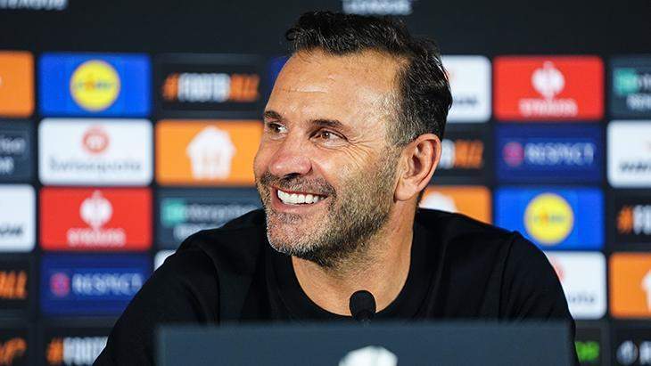 Okan Buruk: Bizi zorlayan fikstür oluşturulmaya çalışılıyor!