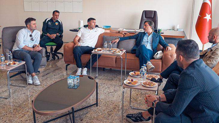 Vincenzo Montella, Kayserispor’u ziyaret etti!