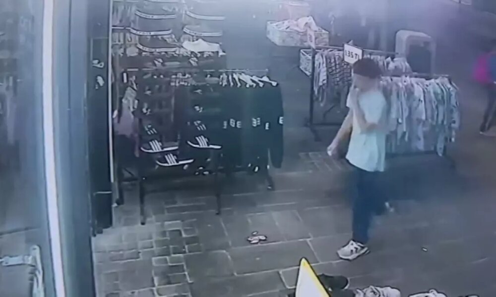 Bağcılar’da Kurşunlama Olayı: Tehdit Notu ve Saldırı Kameralara Yansıdı