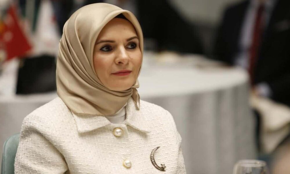 bakan-mahinur-ozdemir-goktastan-disleksi-farkindalik-gunune-ozel-paylasim-rCGpJqtz.jpg