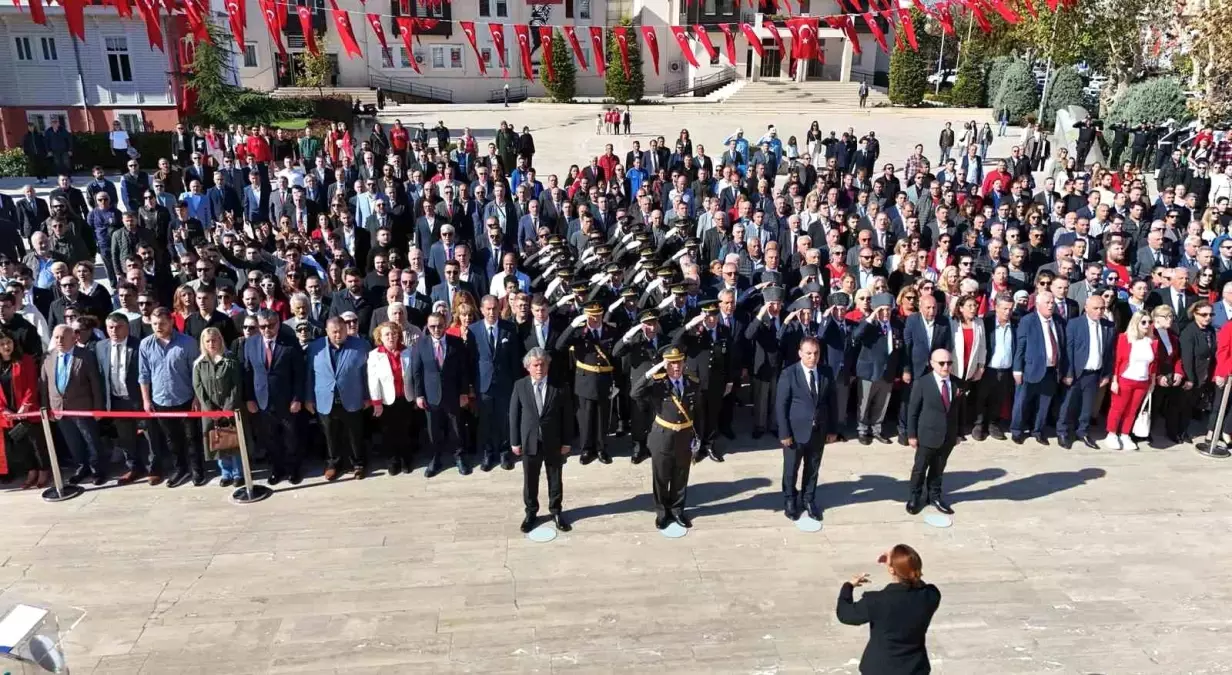 Büyükçekmece’de Cumhuriyetin 101. Yılı Coşkuyla Kutlandı