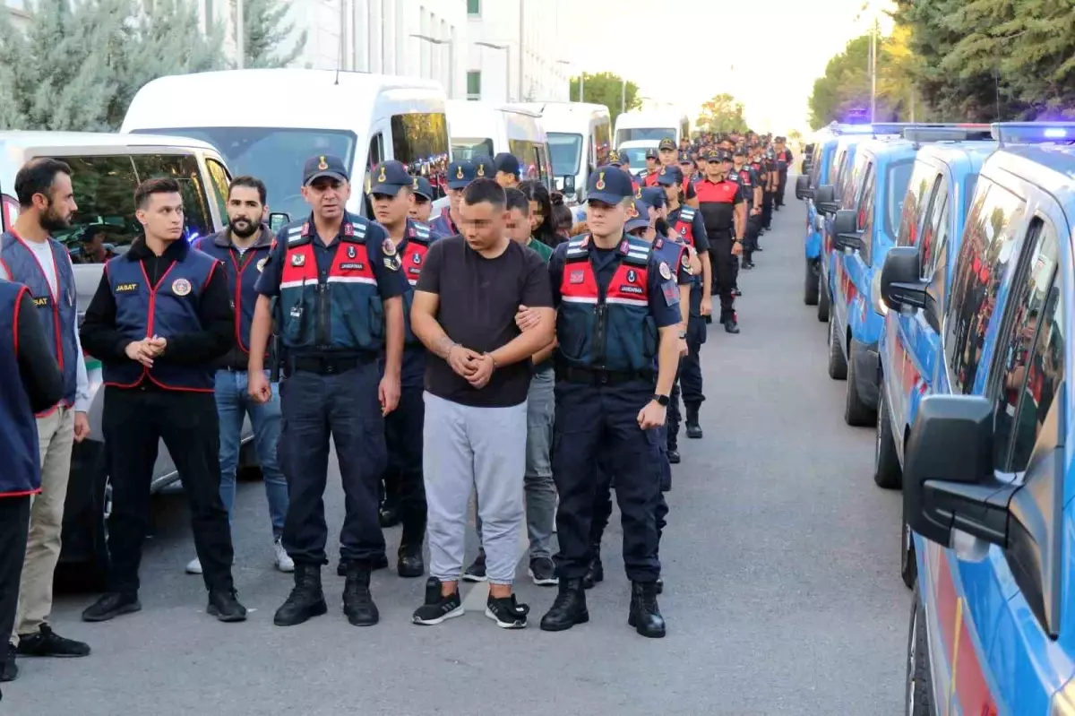 Denizli’de Sahte İlan Dolandırıcılığı Çökerildi