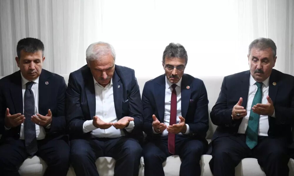 Destici’den savunma sanayi destekleme fonuna alınacak paraya ilişkin hükümete öneri