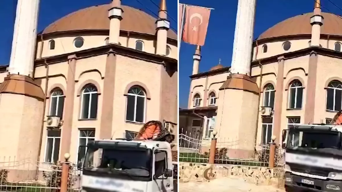 Elebaşı Gülen’in ölüm haberini camiden anons eden imam yanlışlıkla “Abdullah Gül” dedi