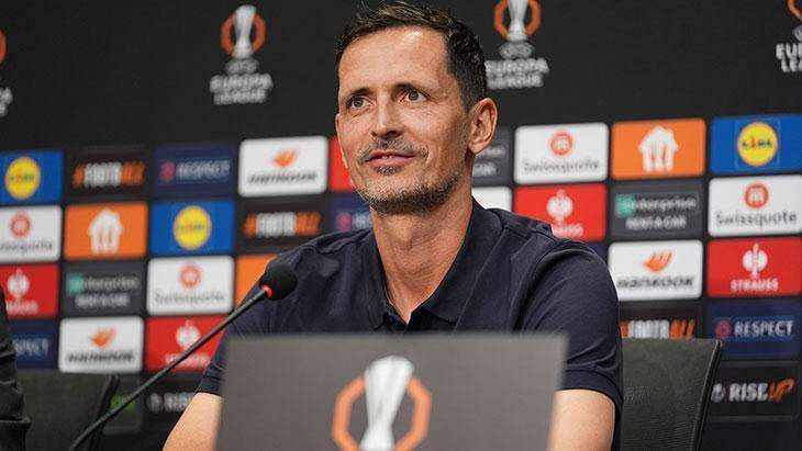 Frankfurt’ta Toppmöller’den Beşiktaş sözleri: Yoğun taraftar baskısının olduğu bir atmosferde oynayacağız