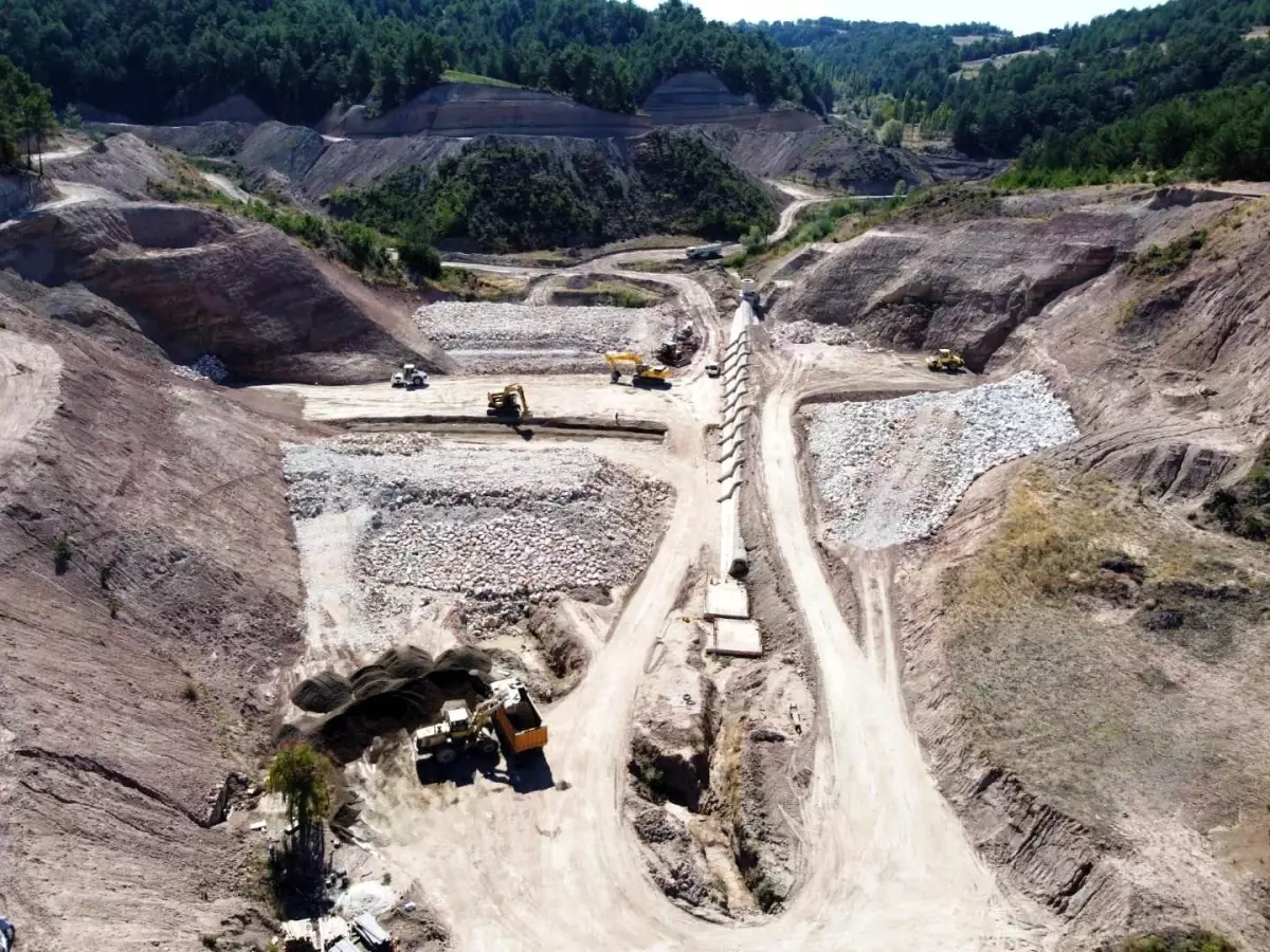 Gediz Kayacık Barajı Tamamlanıyor