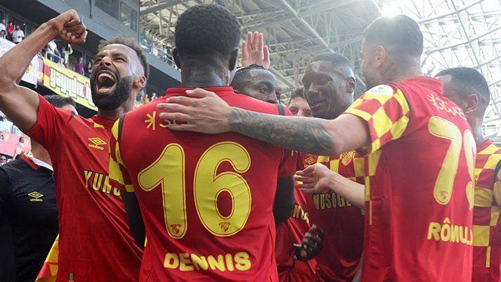 Gol düellosunda kazanan Göztepe! Sivasspor’u 3-2 mağlup etti
