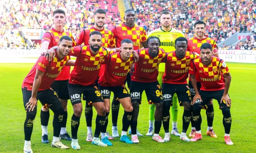 goztepe-deplasmandaki-ilk-galibiyetini-eyupspor-karsisinda-ariyor-FJbu3zWQ.jpg