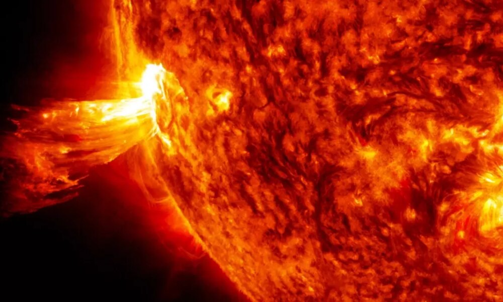 Güneş’ten Kopan Plazma Topu Dünya’ya Ulaşacak, Auroralar Görülebilir