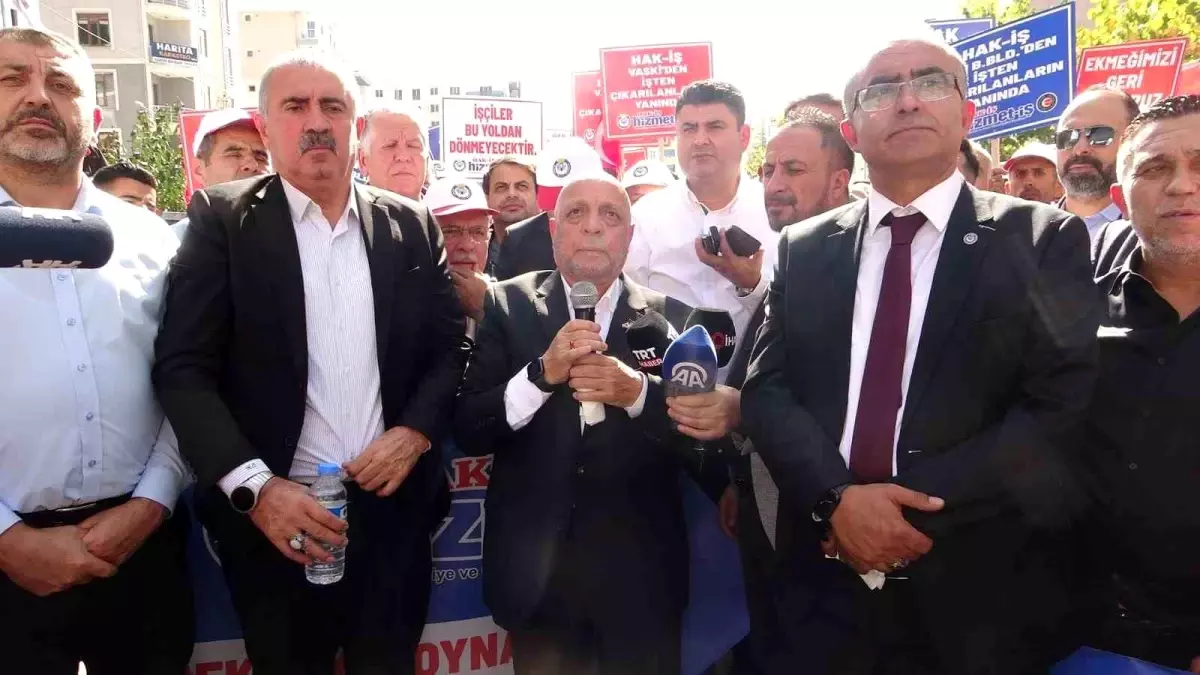 hak-is-genel-baskani-arslan-isten-cikarilan-iscilerle-dayanisma-gosterdi-UYEpgD5k.jpg