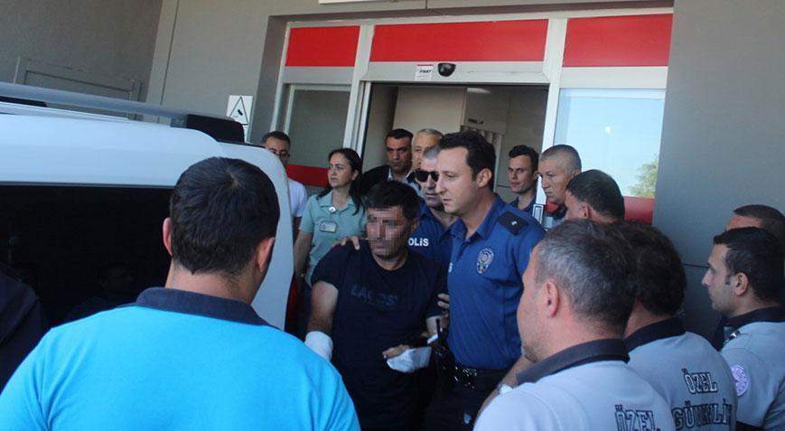 Hastanede güvenlik görevlisi dehşet saçtı! Kadın çalışanı ve yakınını bıçakladı