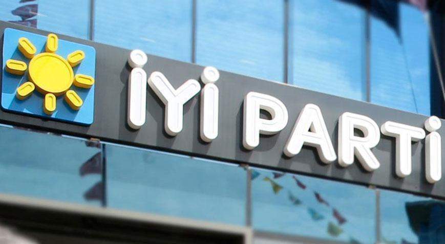 İYİ Parti’de istifa depremi sürüyor: İlçe Başkanı ve yönetimi partiden ayrıldı