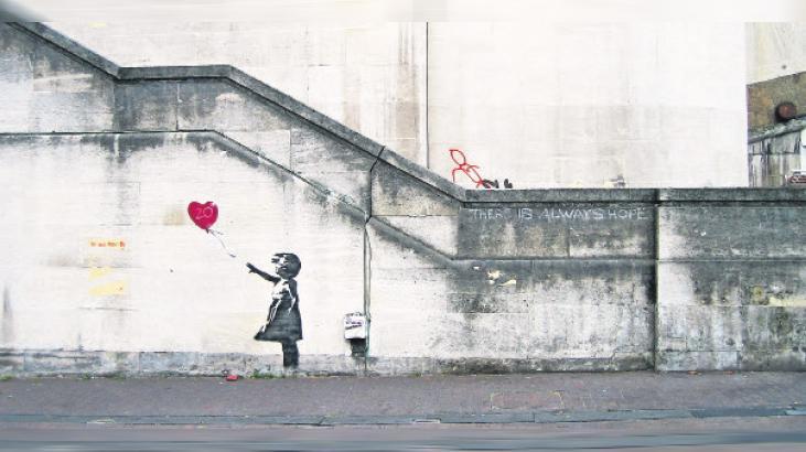 Kamusal sanat kime aittir?