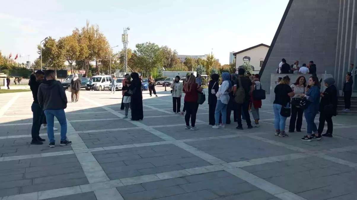 Malatya’da 5.9 Büyüklüğünde Deprem