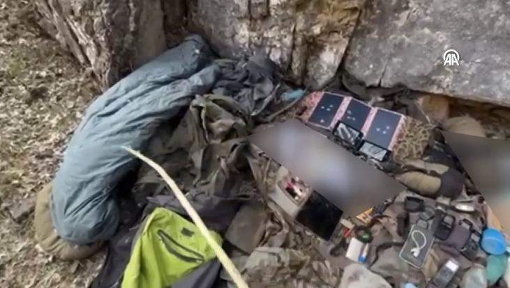 Pençe Yıldırım bölgesinde çok sayıda mühimmat ele geçirildi