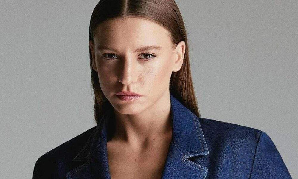 serenay-sarikaya-evinin-kapilarini-ilk-kez-acti-bir-oyuncu-icin-mucizeydi-13a2vaMu.jpg