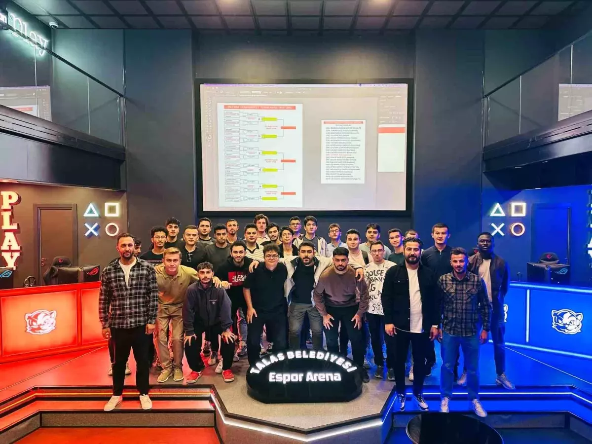 Talas’ta Cumartesi Bayramı İçin Futbol Turnuvası Düzenleniyor