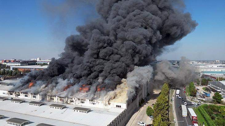 Tekirdağ’da korkutan fabrika yangını! Bölge boşaltıldı