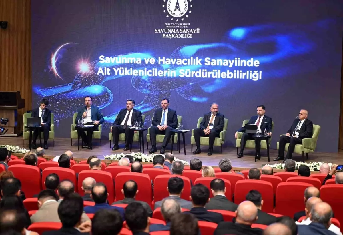uludag-is-dunyasinin-bulusma-noktasi-haline-geliyor-hWGf5q1A.jpg