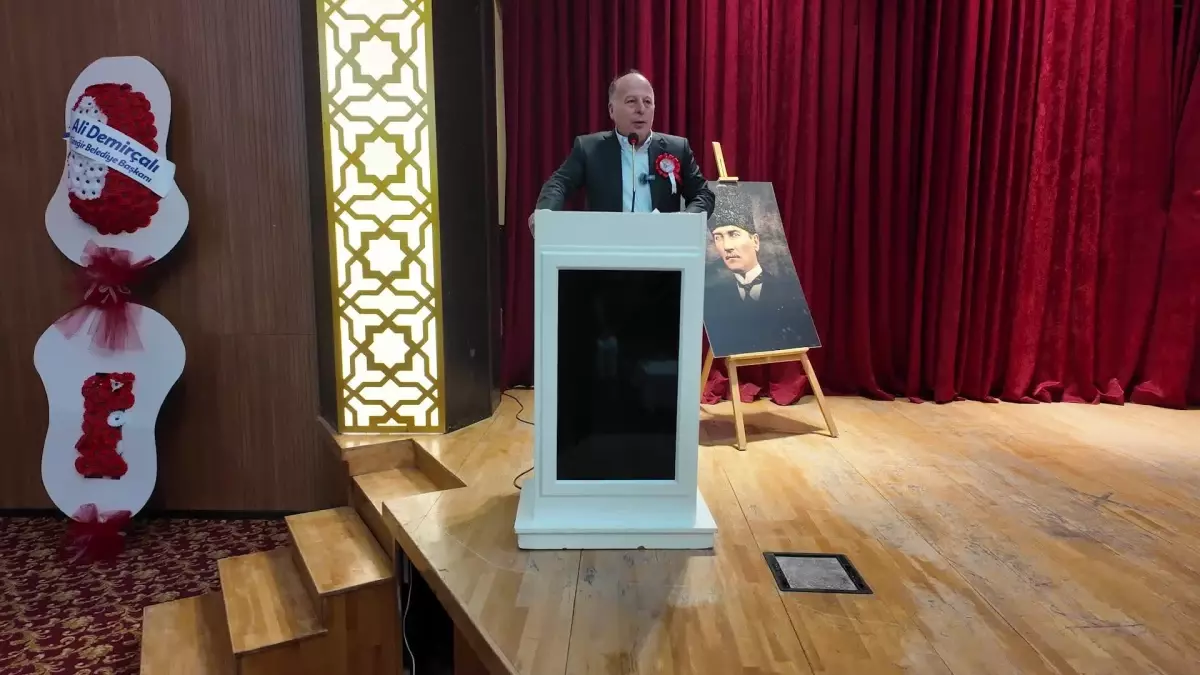 Yüreğir Belediye Kreşleri 29 Ekim Cumhuriyet Bayramı’nı Coşkuyla Kutladı