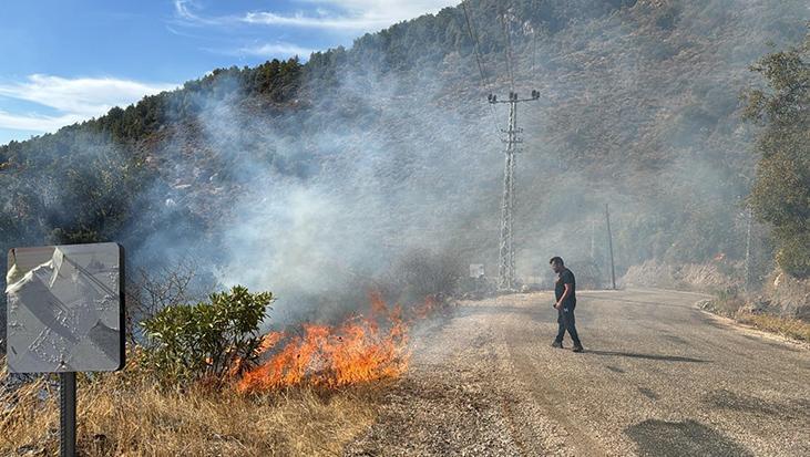 Antalya’da orman yangını! Müdahale sürüyor