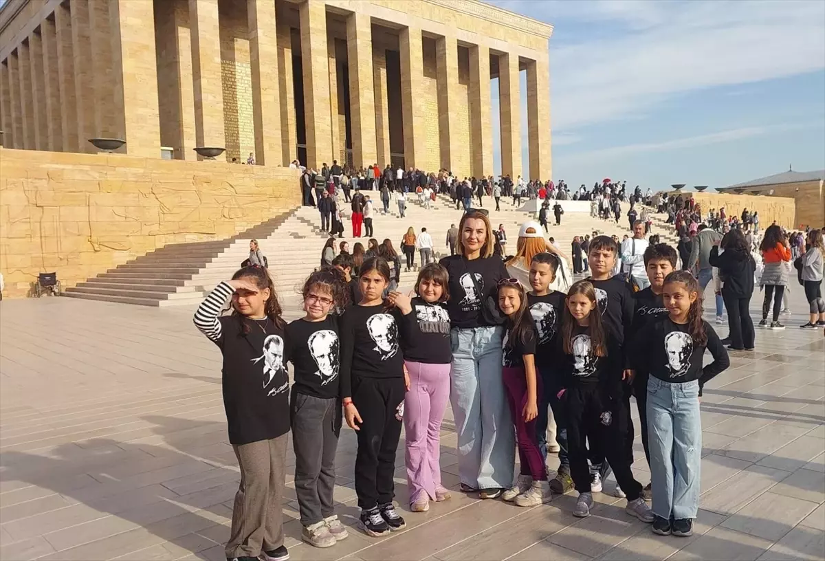 Atatürk Anısına Anıtkabir Ziyareti