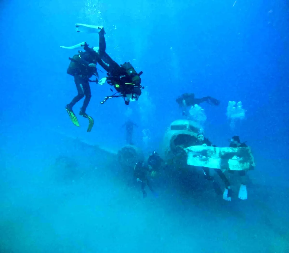 Atatürk İçin Deniz Altında Anma