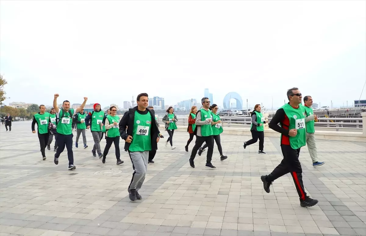 Bakü’de Zafer Koşusu Düzenlendi