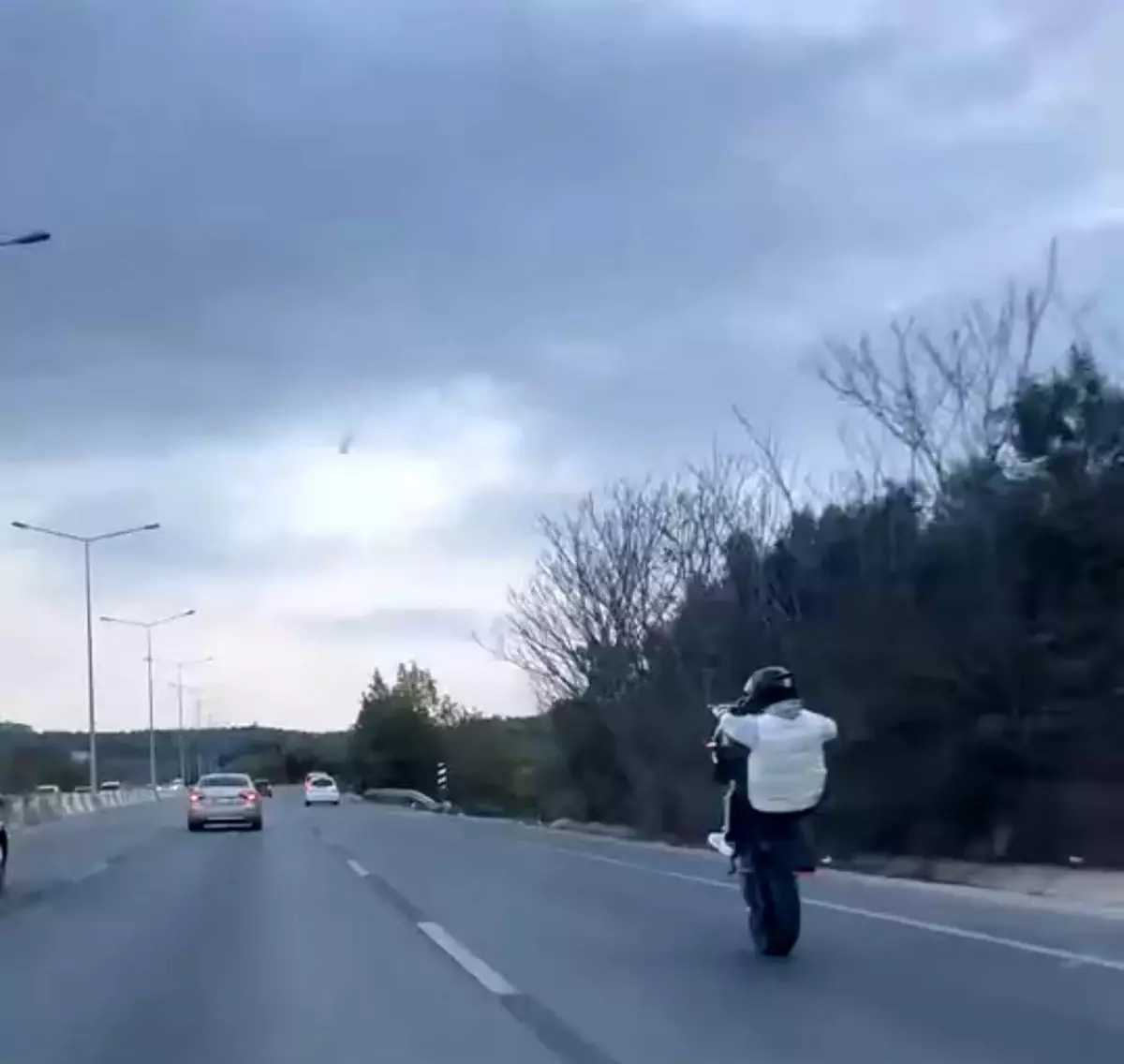 Bursa’da Motosikletli Tehlikeli Gösteri