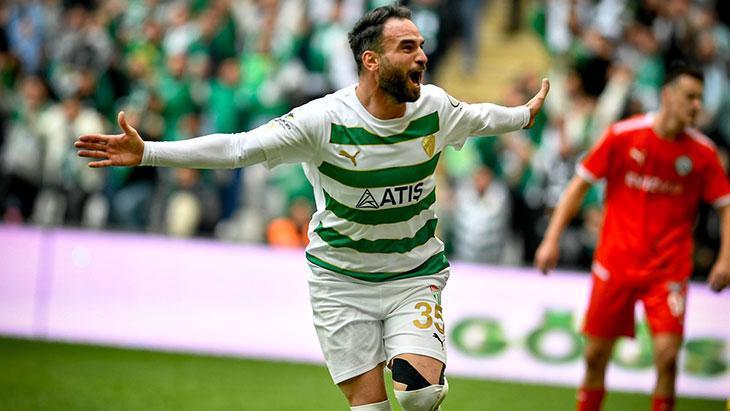 Bursaspor, Kuşadasıspor’u 4 golle devirdi!