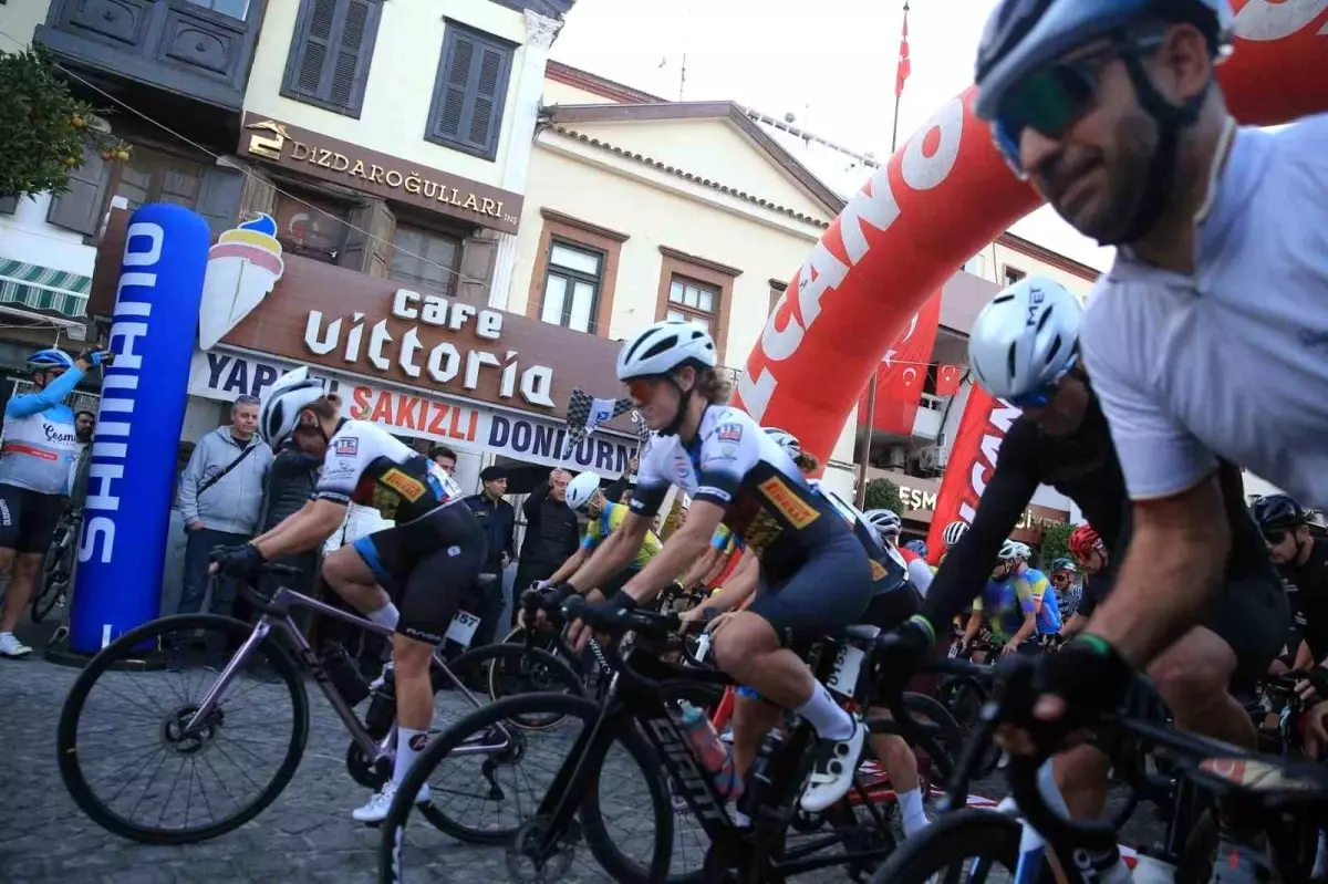 Çeşme’de Veloturk Gran Fondo Bisiklet Yarışı Düzenlendi