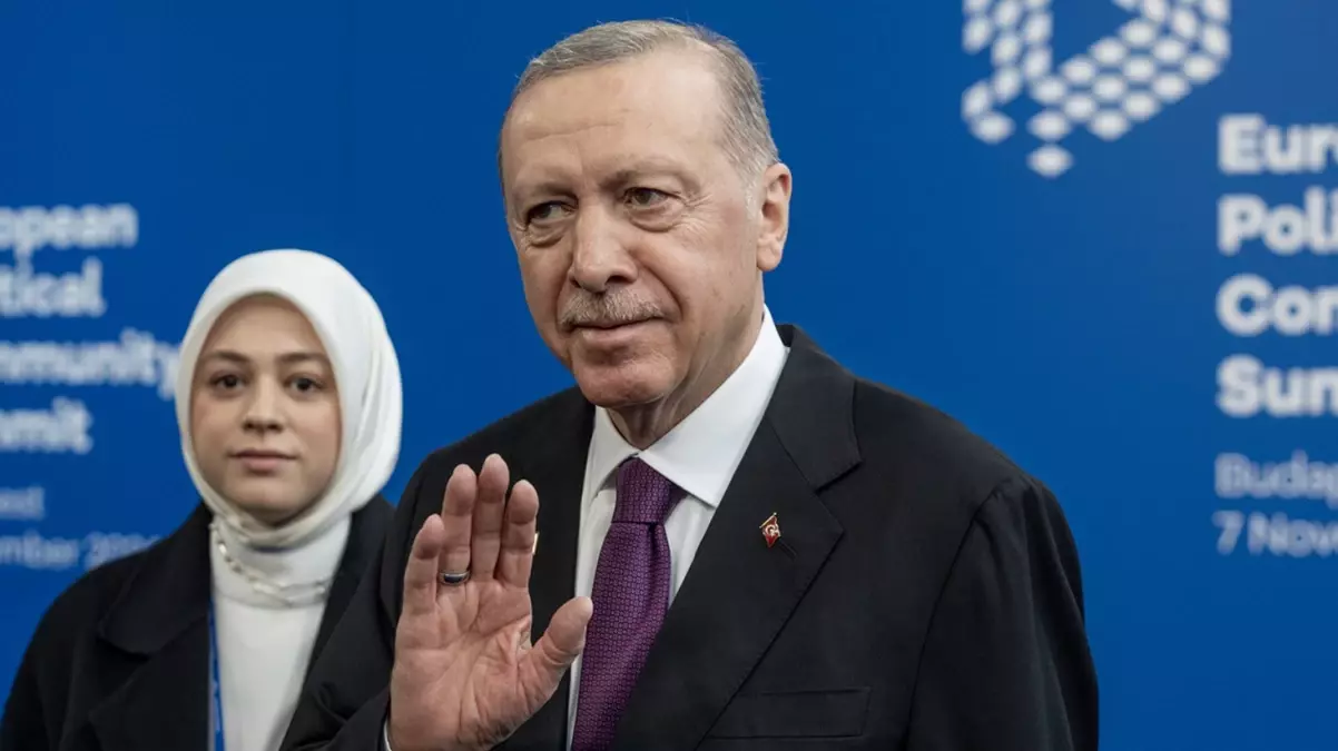 Cumhurbaşkanı Erdoğan’dan kayyum atanan belediyelerle ilgili ilk yorum: Makamı suistimal eden bedelini öder