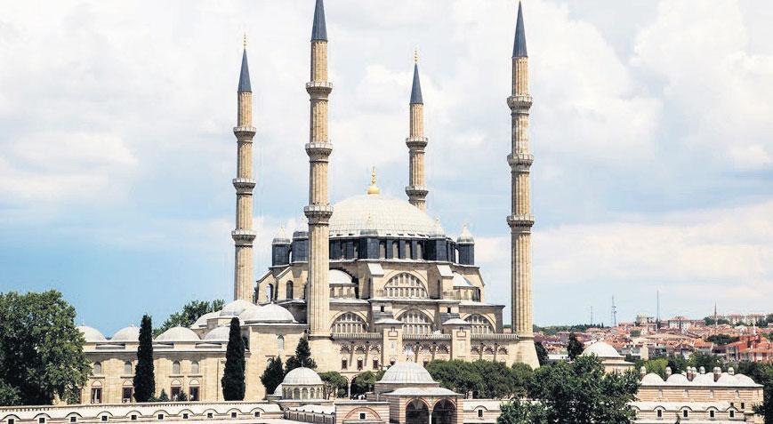 Edirne’de Osmanlı Kimliği ve Selimiye Sempozyumu