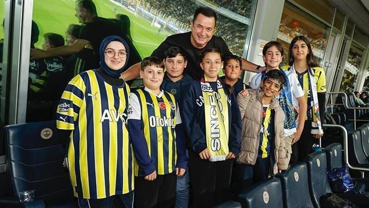 Fenerbahçe Asbaşkanı Acun Ilıcalı çocukların dileklerini gerçekleştirdi