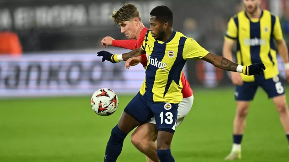 Fenerbahçe, AZ Alkmaar’a 3-1 yenildi