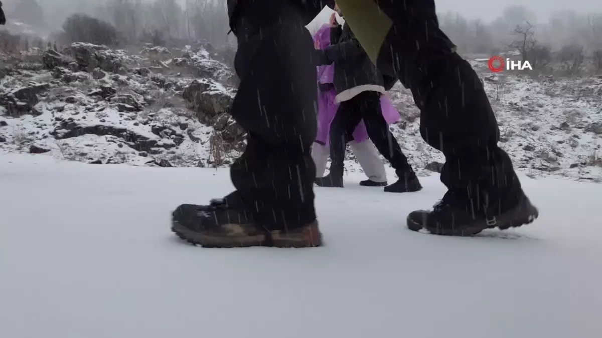 GÜDAK’tan şehit öğretmen Necmettin Yılmaz anısına zorlu kış tırmanışı