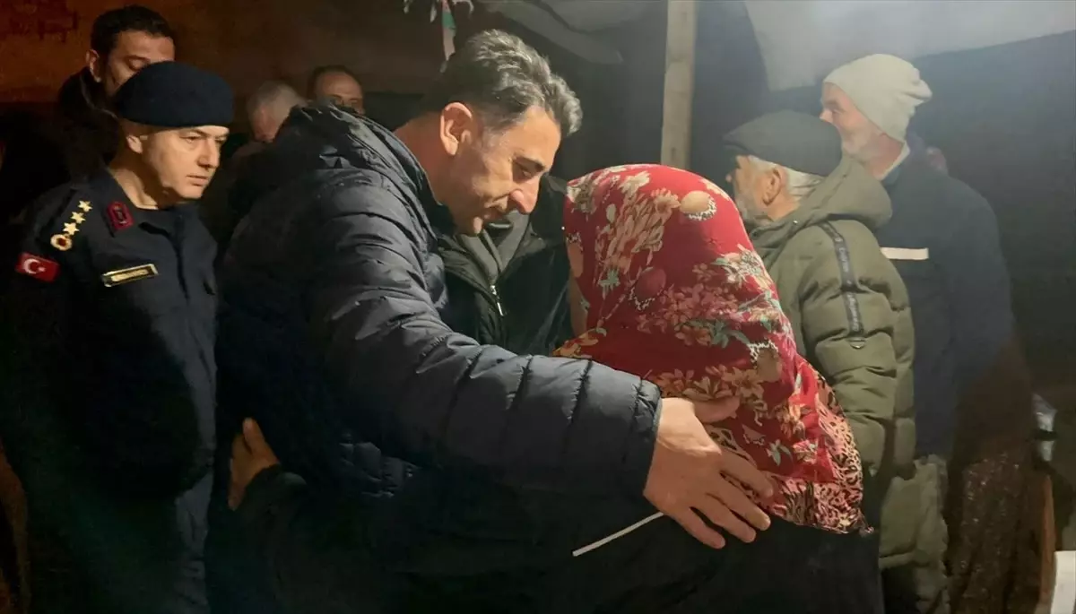 İnhisar’da Yangın: İki Ev Zarar Gördü